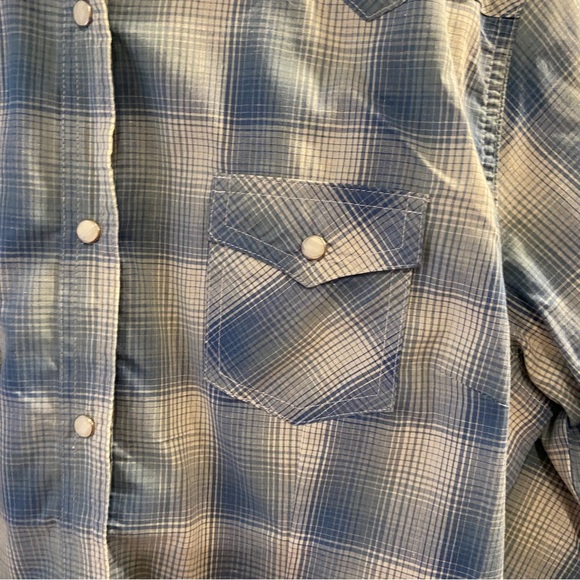 NWT Wrangler Blue/White Women's Long Sleeve Western Shirt, XXL - Picture 2 of 9